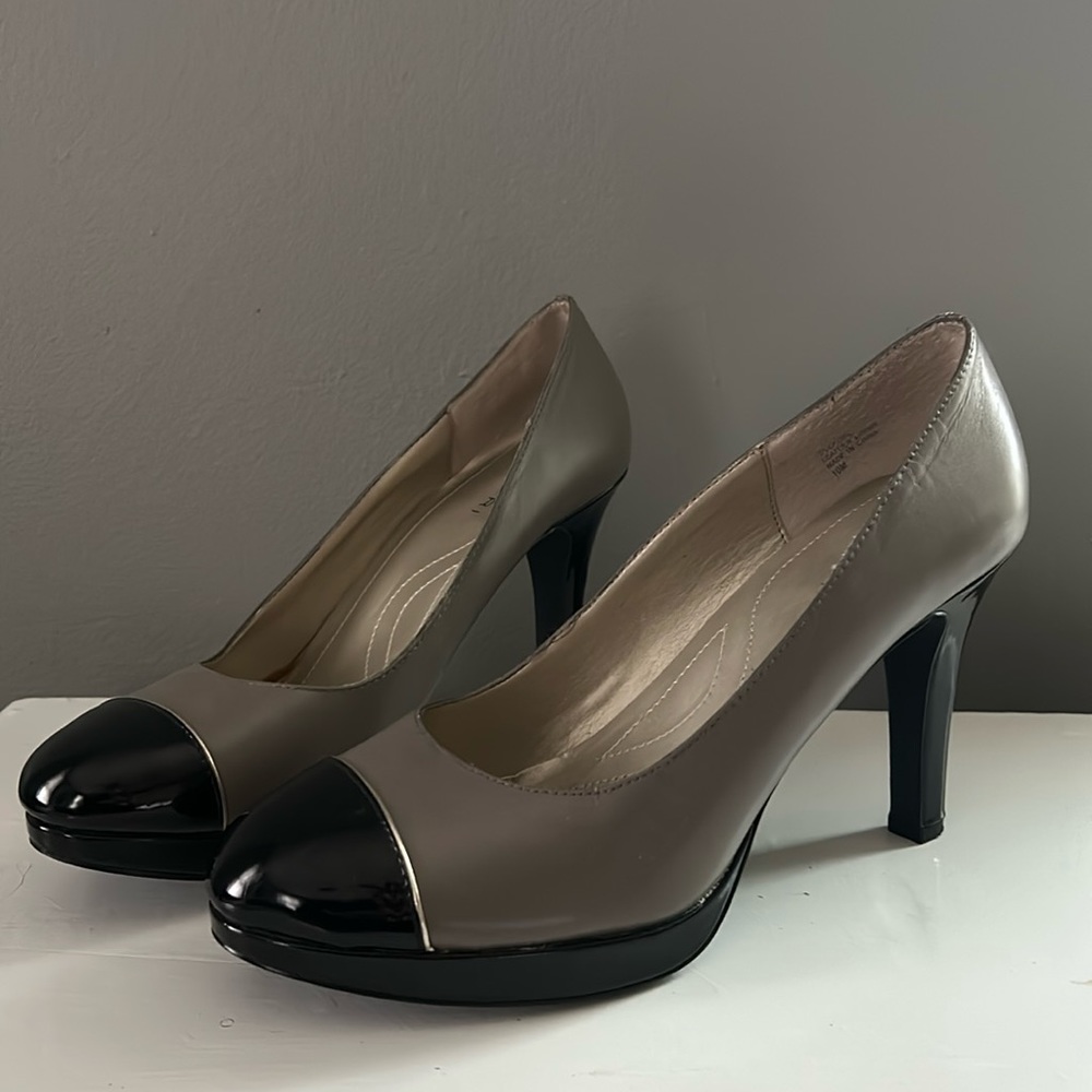 Tahari “Laurie” heals, two-tone leather